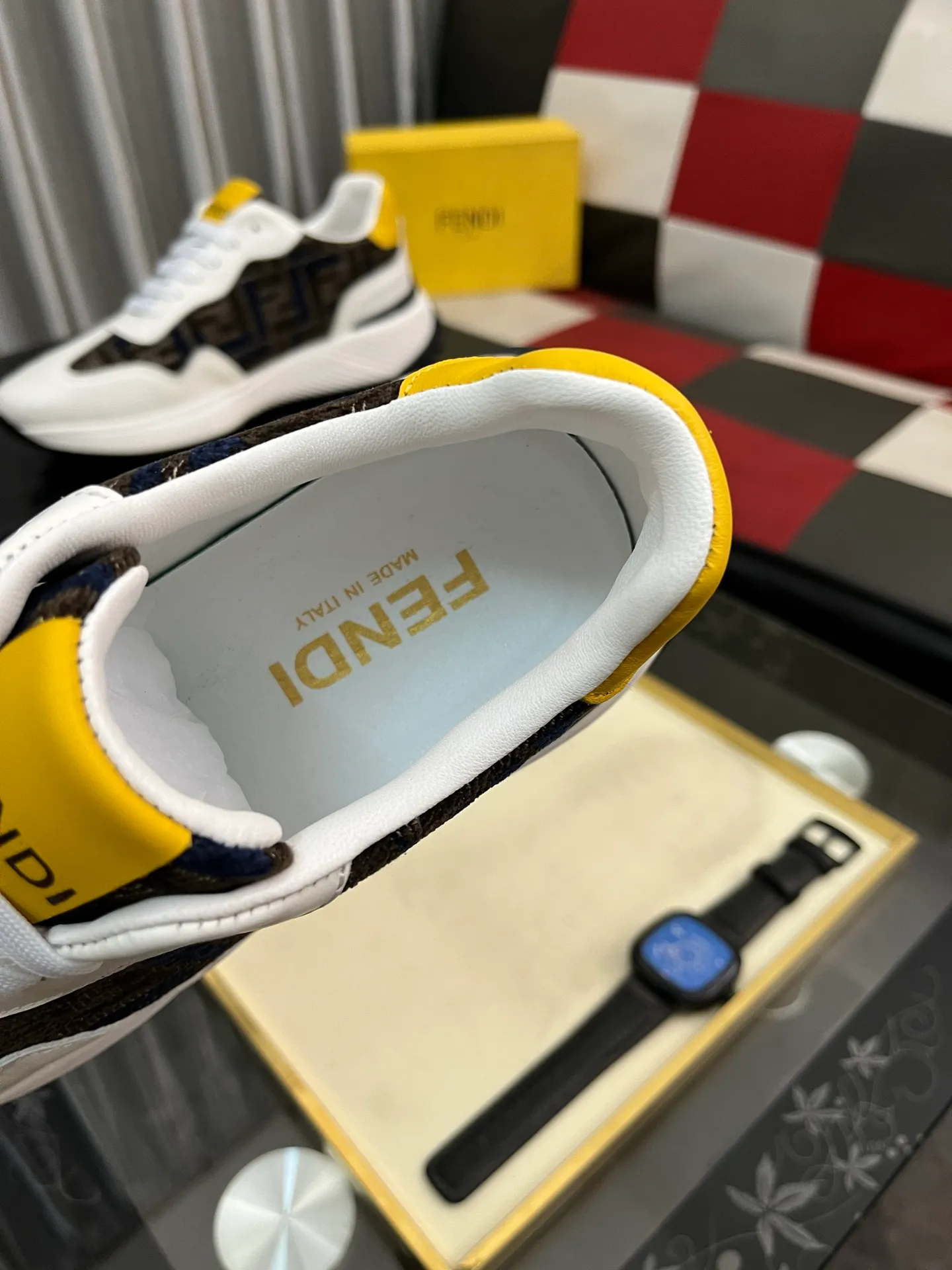 Men's Men's Shoes💰458⌚️⌚️[Fendi] Fendi's latest casual shoes for men! Available at counters simultaneously! A one-to-one replica of the original. Made entirely of imported top-grain calfskin, the interior is made of top-grain water-dyed cowhide, and the original factory-supplied rubber outsole. Leading new fashion concepts. Matching code: 38-443️⃣Colors available